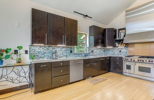Quandary Village Casa | Hot Tub & Mtn Views Pristine Breckenridge Home!