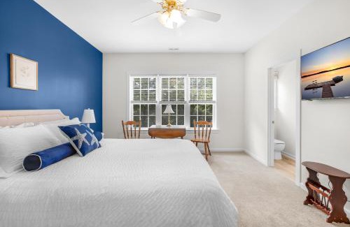 Sherrills Ford Casa | Hot Tub, Office, Gas Firepit, and Peaceful!