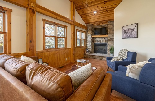 Carbondale Casa | Hot Tub Overlooking Sunset Ridge | Sleeps 6