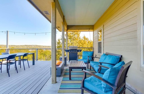 Dripping Springs Casa | Hot Tub overlooking view, 25min to West Austin,
