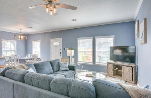 Crystal Beach Casa | Hot Tub, Patio and Deck Coastal Crystal Beach Home!