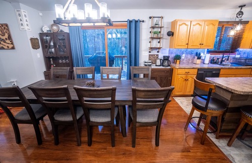 Bushkill Casa | Hot Tub, Pool, Game Room, Arcades and much more