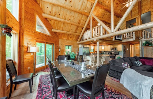 Mountainside Casa | Hot Tub, Pool Table, Fire Pit & Lake Nearby