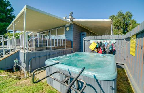 North Lakeport Casa | Hot Tub, Views and Dock! Playful Home on Clear Lake