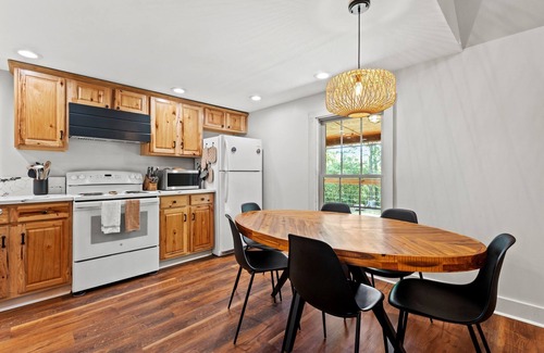 Stanton Cabina | Hot Tub & Views - Furnace Mountain Retreat - Red River Gorge, Kentucky!
