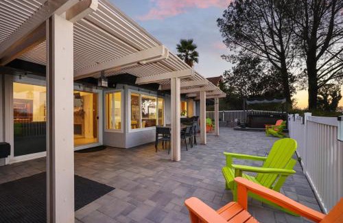 Poway Casa | Hot Tub with A View and Large Back Deck & Game Room