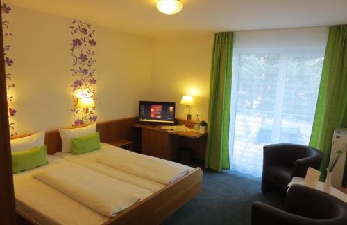 Bad Muenster am Stein-Ebernburg Hotel | Hotel Krone