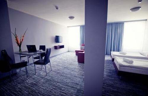 Fabryczna Hotel | Hotel Śląsk