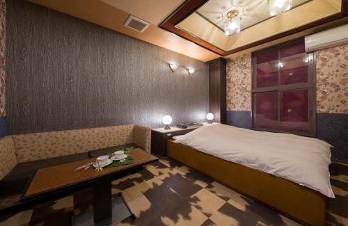 Himeji Hotel | Hotel ニャンだふる