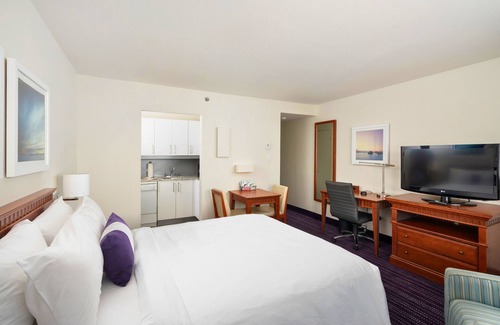 Shaughnessy Village Hotel | Hotel 2170 Lincoln Downtown Montreal