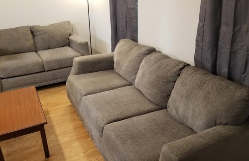 Stillwater Apartamento | Hotel 5 Beds & 3 Baths Sleeps 11 Hotel Room Suite 102 Booking