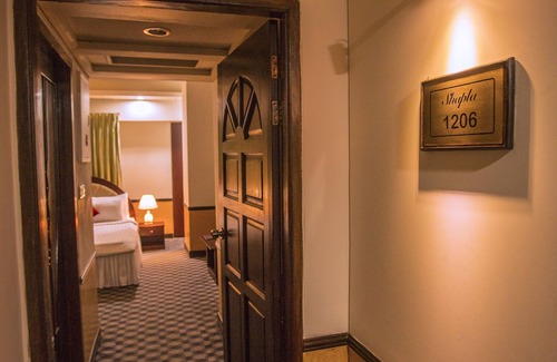 Dhaka Hotel | Hotel 71