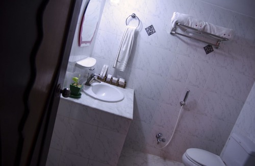 Dhaka Hotel | Hotel 71