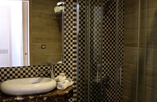 Tetouan Hotel | Hotel A44