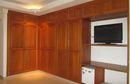 El Cabrero Hotel | Hotel Abi Inn By GEH Suites