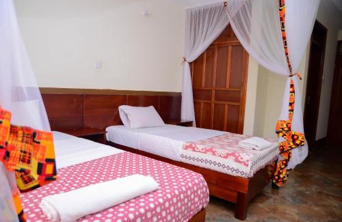 Central Kampala Hotel | Hotel Acacia View
