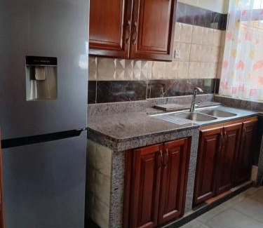 Central Kampala Hotel | Hotel Acacia View