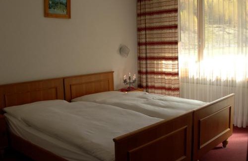 Saas Grund Hotel | Hotel Adler