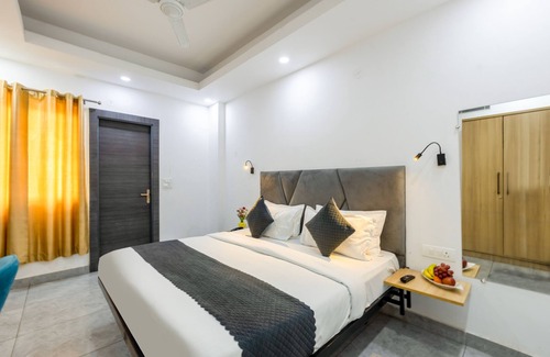 Noida Hotel | Hotel Admire Inn Sector 104