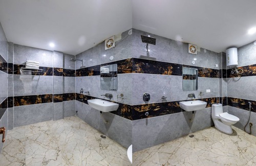 Noida Hotel | Hotel Admire Inn Sector 104