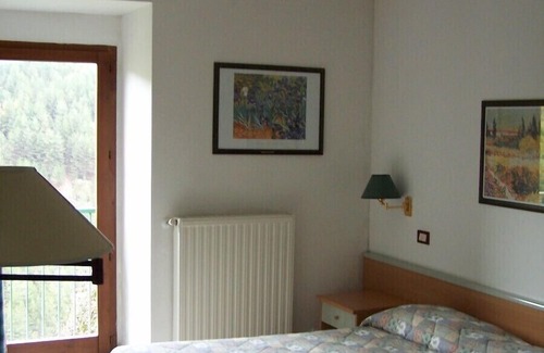 Civitella Alfedena Hotel | Hotel Ai 4 Camosci