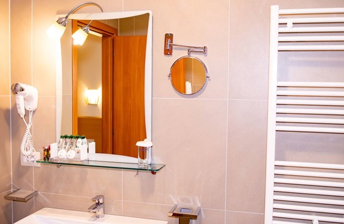 Nikel Hotel | Hotel Airport Tirana