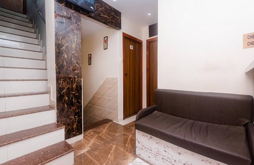 Andheri Hotel | Hotel Aiston Inn