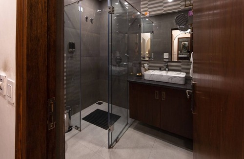 Mohali Hotel | Hotel Al - Palm