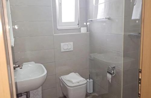 Shengjin Apartamento | Hotel Albani
