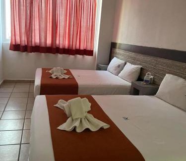 La Peñita de Jaltemba Hotel | Hotel Albatros