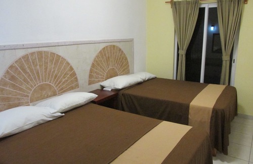 Manzanillo Hotel | Hotel Albatros Palace