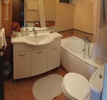 Nea Fokaia Hotel | Hotel ALEXANDROS