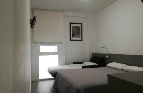 La Maternitat i Sant Ramon Hotel | Hotel Alguer Camp Nou
