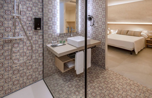Santa Susanna Hotel | Hotel Alhambra