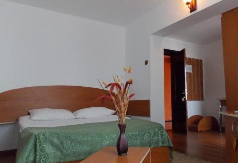 Iasi Hotel | Hotel Amadeo