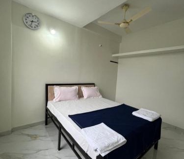 Daulatabad Hotel | Hotel Amardeep Residency