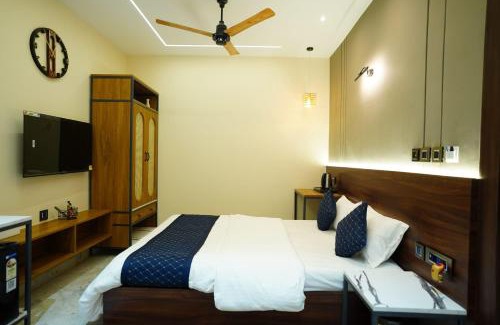 Varanasi Hotel | Hotel Ambassador Varanasi