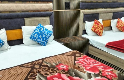 Mathura Casa | Hotel Aniruddha palace