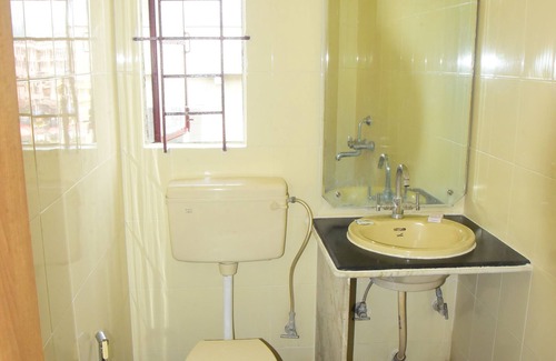 Paltan Bazaar Hotel | Hotel Anjuna Residency
