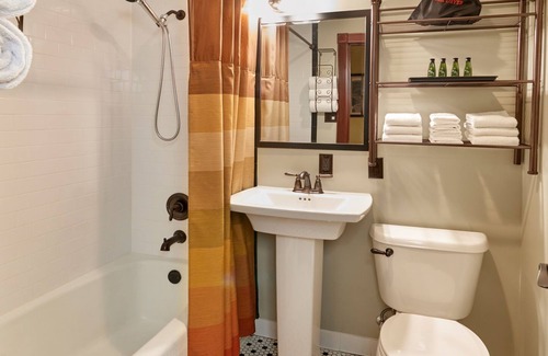 Downtown Las Vegas Hotel | Hotel Apache