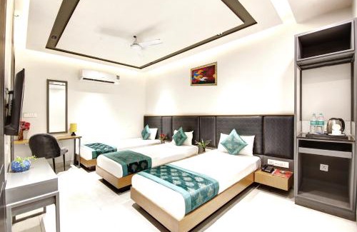 Mahipalpur Extension Hotel | Hotel Applewood Palace - Near Delhi International Airport With - free Airport Drop