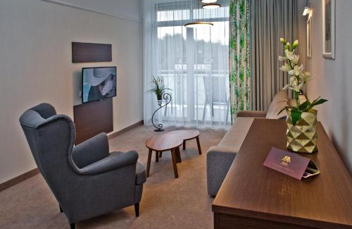 Jastrzebia Gora Hotel | Hotel ARA - Dancing Club Restauracja ARA