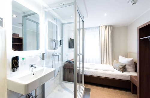 Ostend Hotel | Hotel ARENA am Zoo