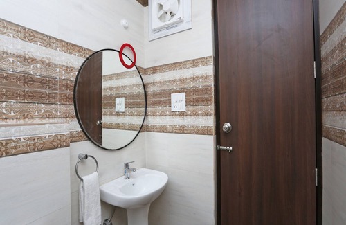 Mahipalpur Extension Hotel | Hotel Arhaan Palace By GRB