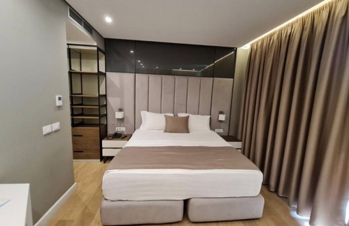 Orikum Hotel | Hotel Aross