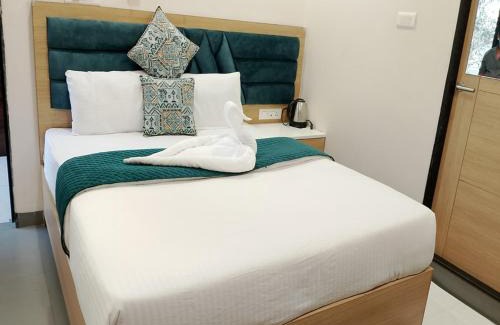 Yellamanchili Hotel | Hotel Atlas