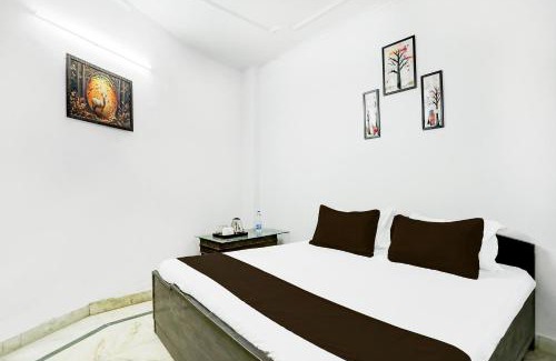 Malviya Nagar Cama Y Desayuno | Hotel Aura Opposite Max Hospital