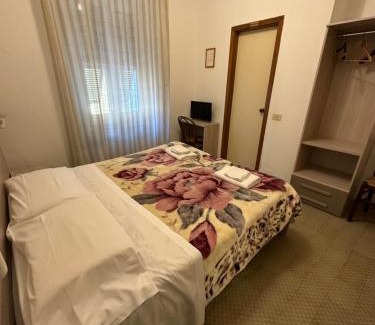 La Spezia Historic Centre Hotel | Hotel Aurora