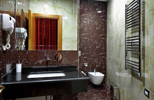 Tirana Hotel | Hotel Austria