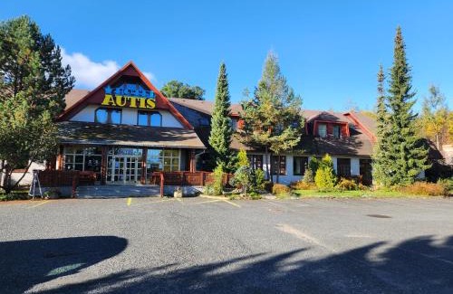 Velky Slavkov Hotel | Hotel Autis
